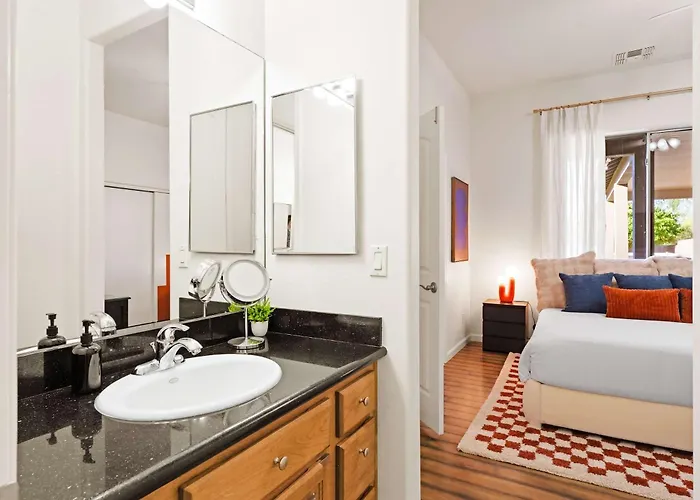 Holiday home Suncrest Retreat - Pool Pickleball Theater *