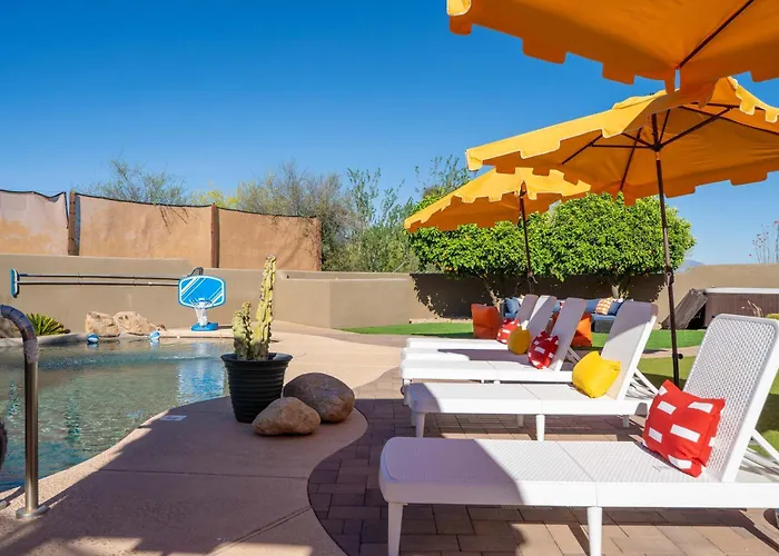 Suncrest Retreat - Pool Pickleball Theater