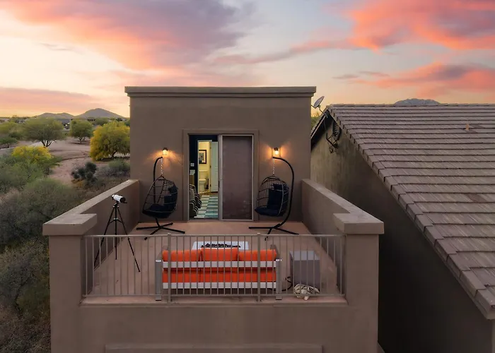 Suncrest Retreat - Pool Pickleball Theater Holiday home Scottsdale
