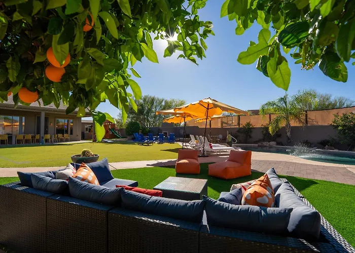 Holiday home Suncrest Retreat - Pool Pickleball Theater Scottsdale