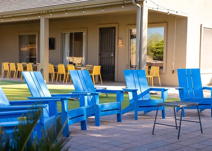 Suncrest Retreat - Pool Pickleball Theater Holiday home *